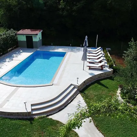 Casa de Férias Holiday House With Pool Estera *