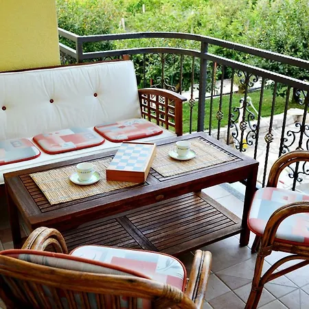 Holiday House With Pool Estera * Grubine